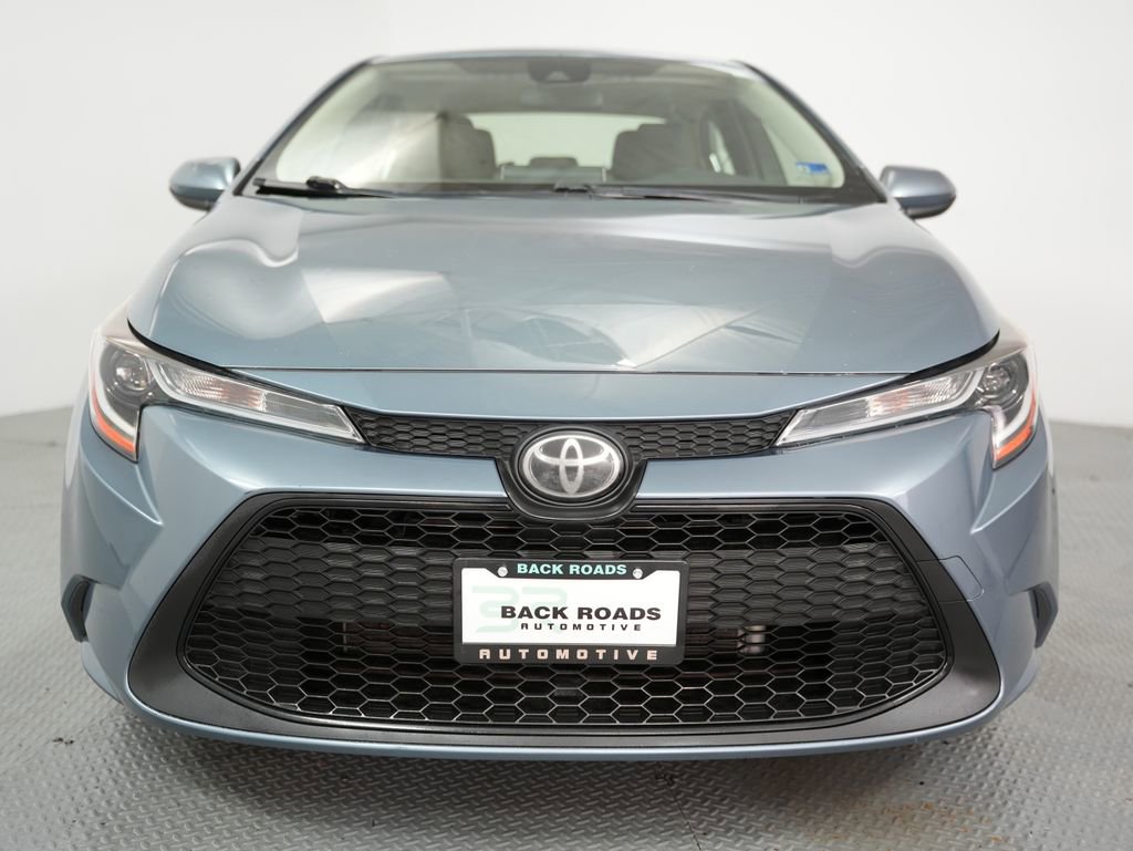 Used 2020 Toyota Corolla LE image 2