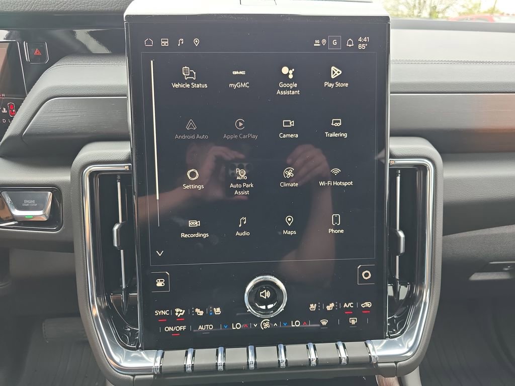 New 2026 GMC Yukon XL Denali w/ LPO, Floor Liner Package AWD/4WD image 23