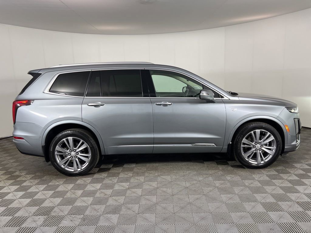 Used 2023 Cadillac XT6 Premium Luxury w/ Technology Package image 30