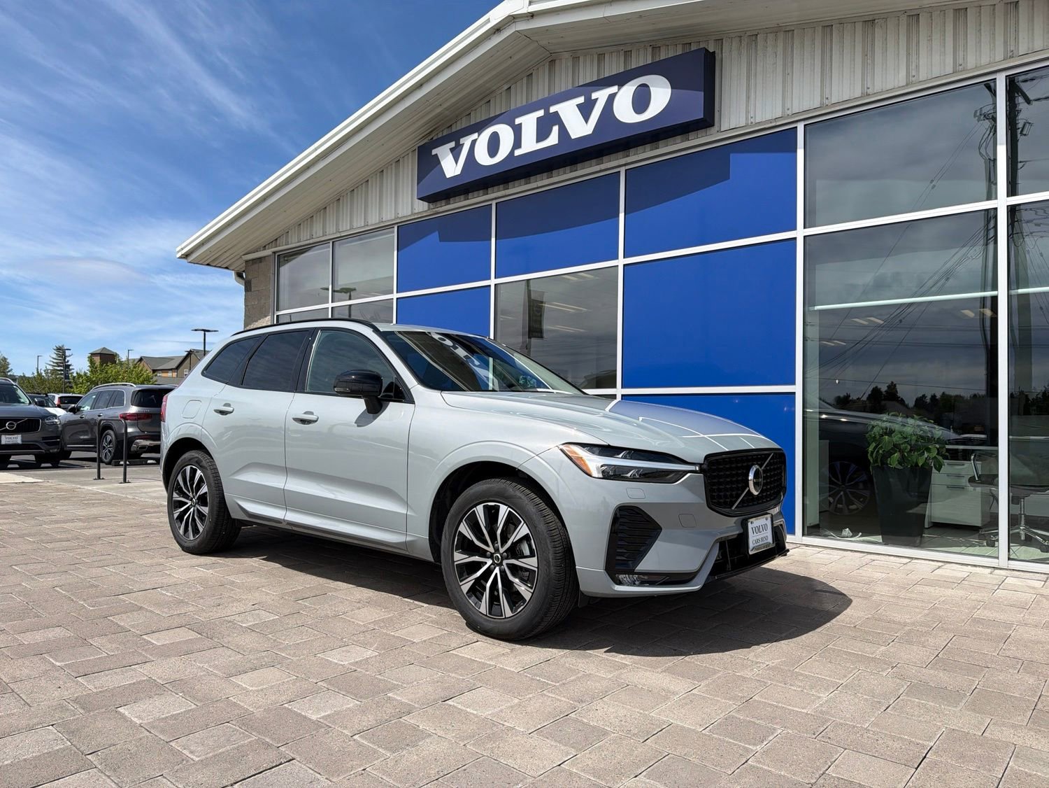 Used 2025 Volvo XC60 B5 Core