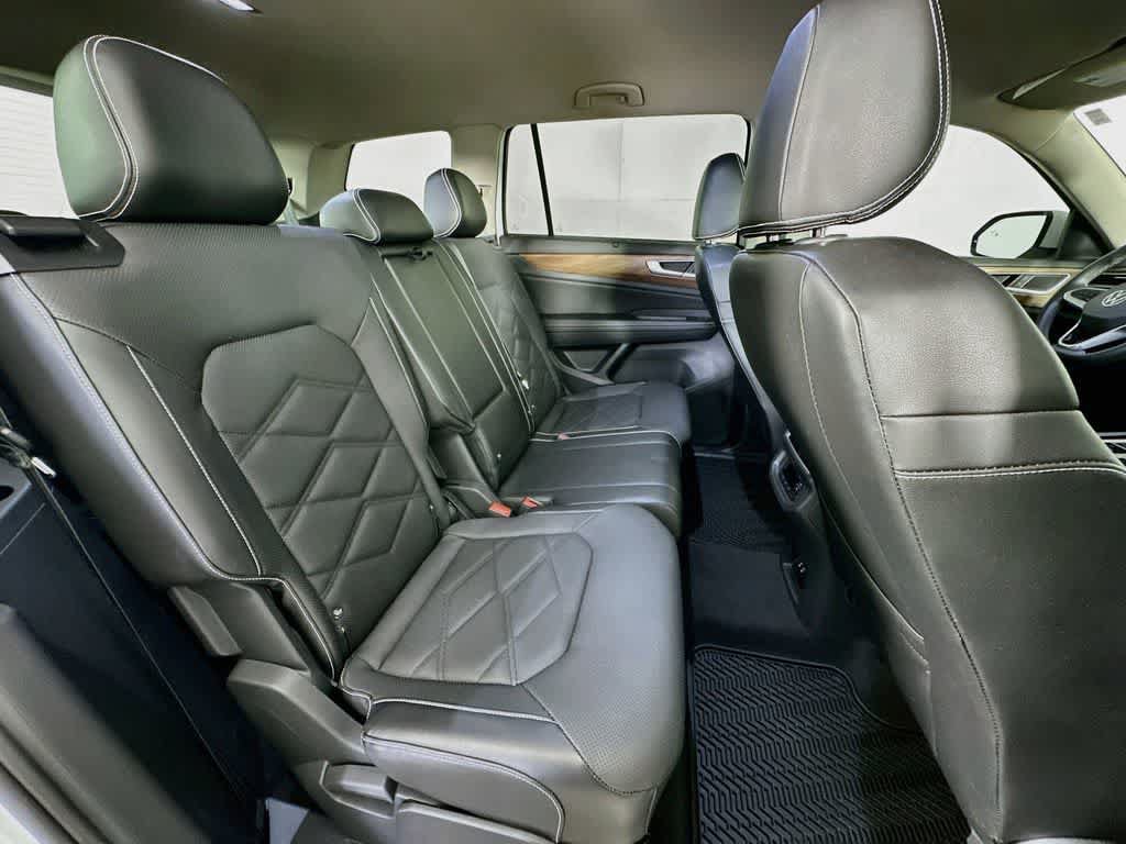 Used 2024 Volkswagen Atlas SE FWD image 31