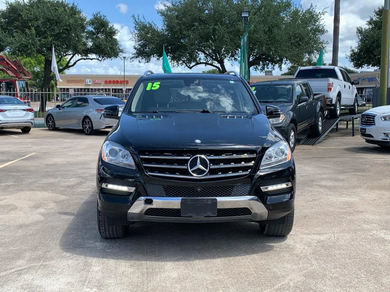 Used 2015 Mercedes-Benz ML 350 2WD image 2