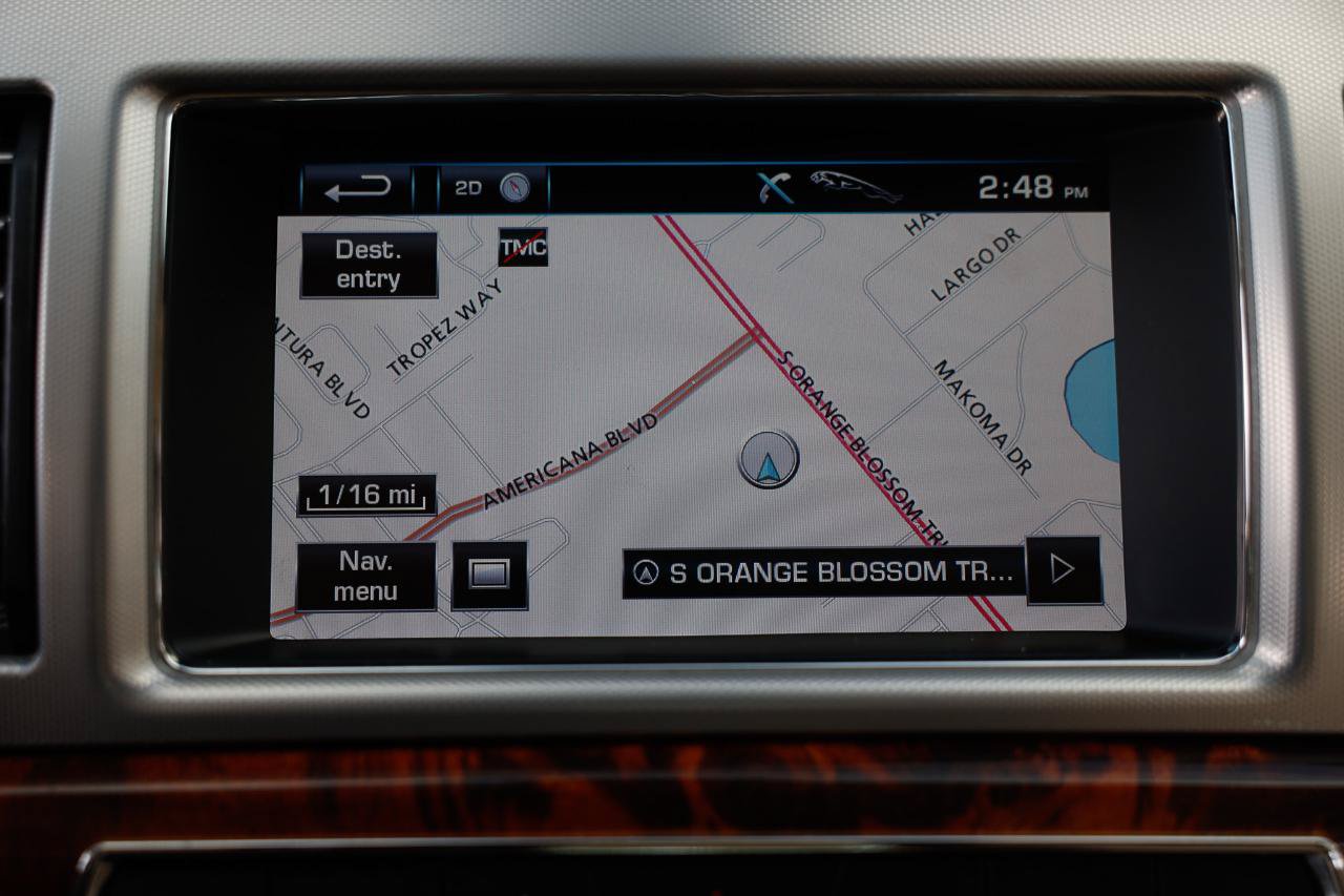 Used 2012 Jaguar XF Portfolio RWD image 33