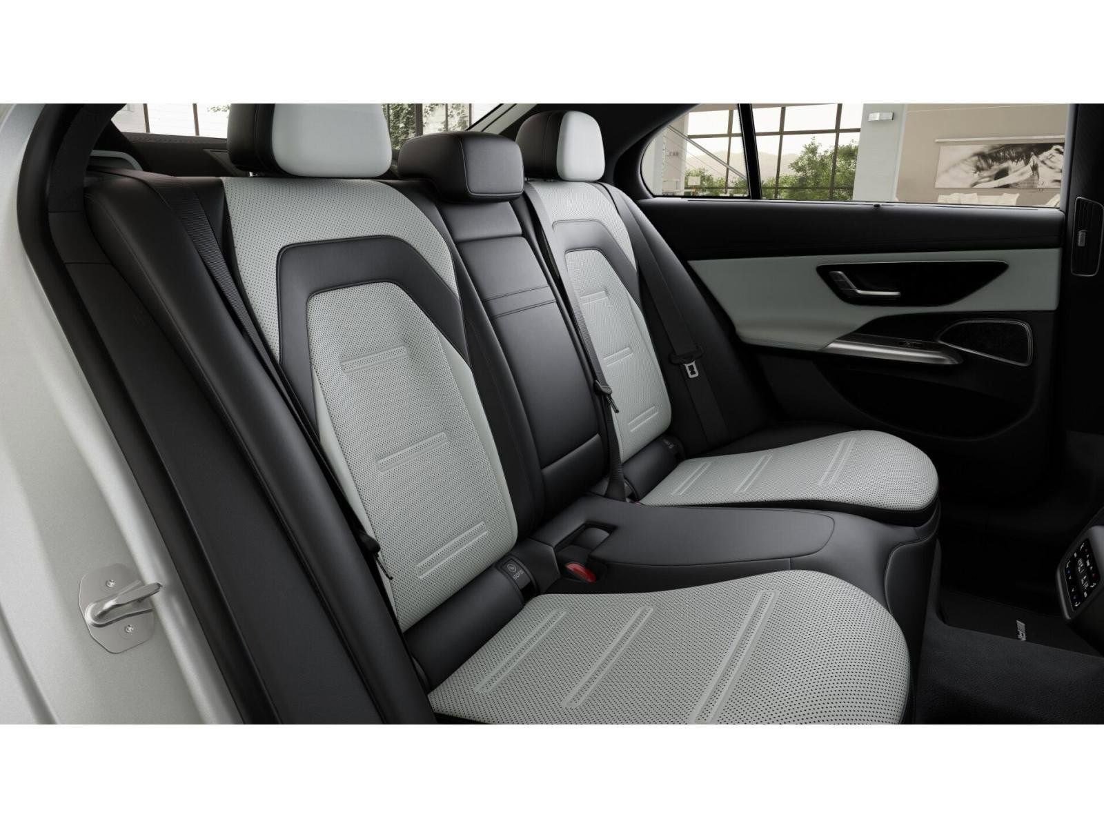 New 2026 Mercedes-Benz E 53 AMG e 4MATIC Sedan image 5