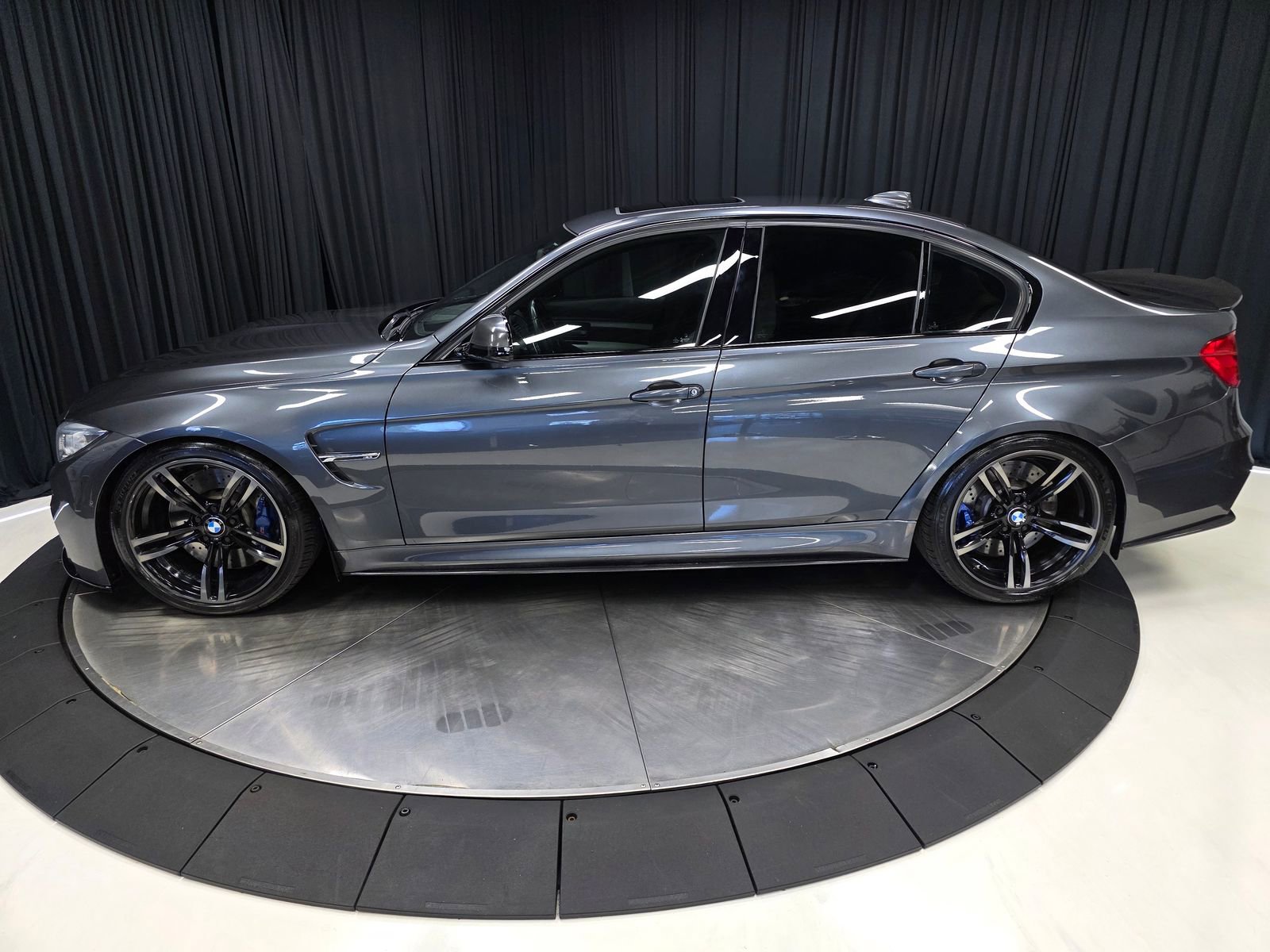 Used 2015 BMW M3 image 8