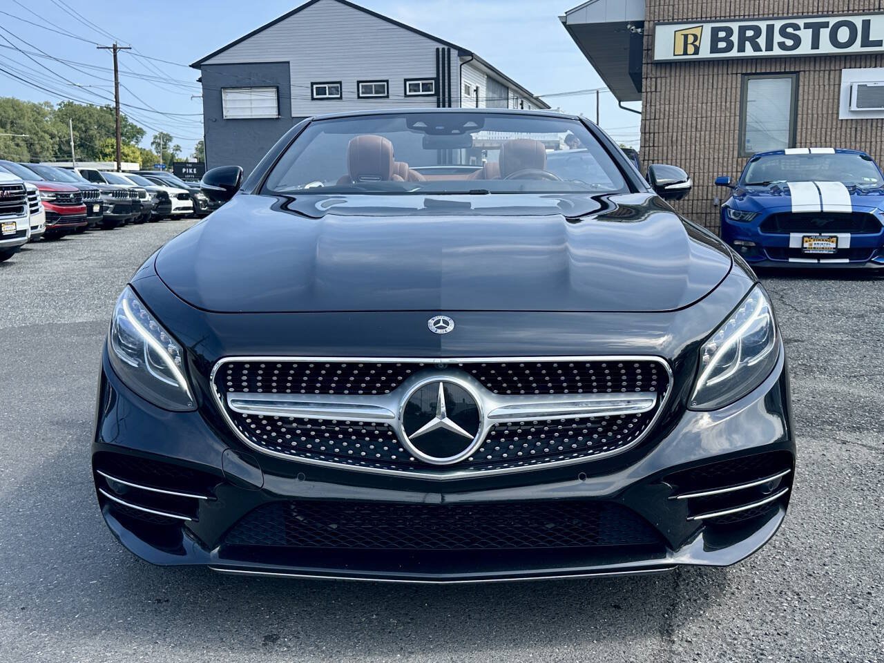Used 2018 Mercedes-Benz S 560 Cabriolet image 2