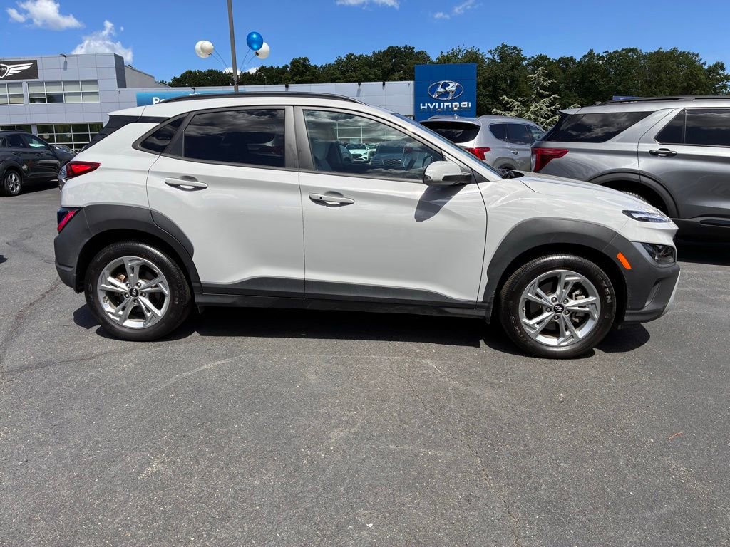 Used 2023 Hyundai Kona SEL AWD/4WD image 8