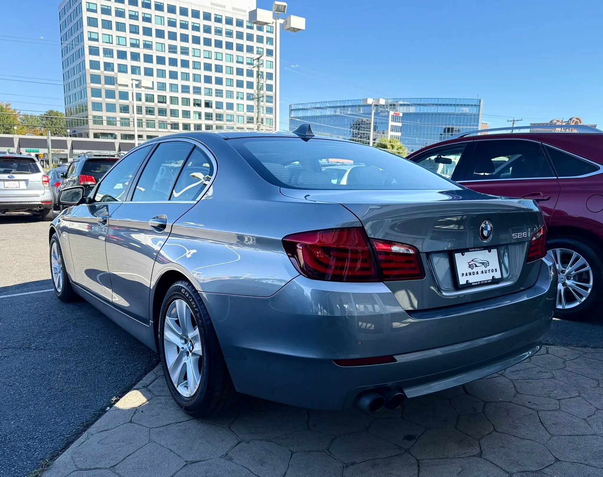 Used 2013 BMW 528i Sedan RWD image 5