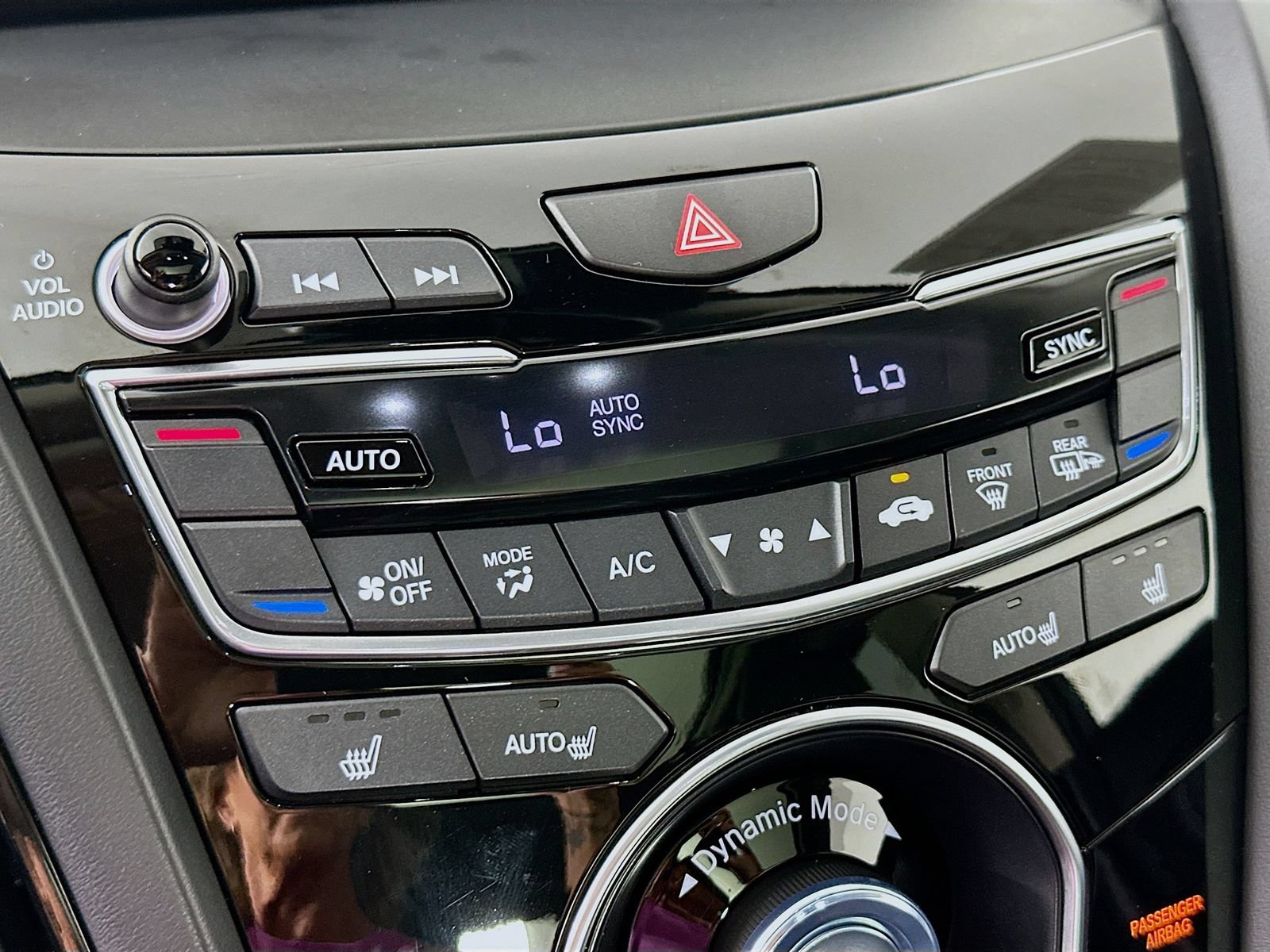 Used 2023 Acura RDX w/ Technology Package AWD/4WD image 16
