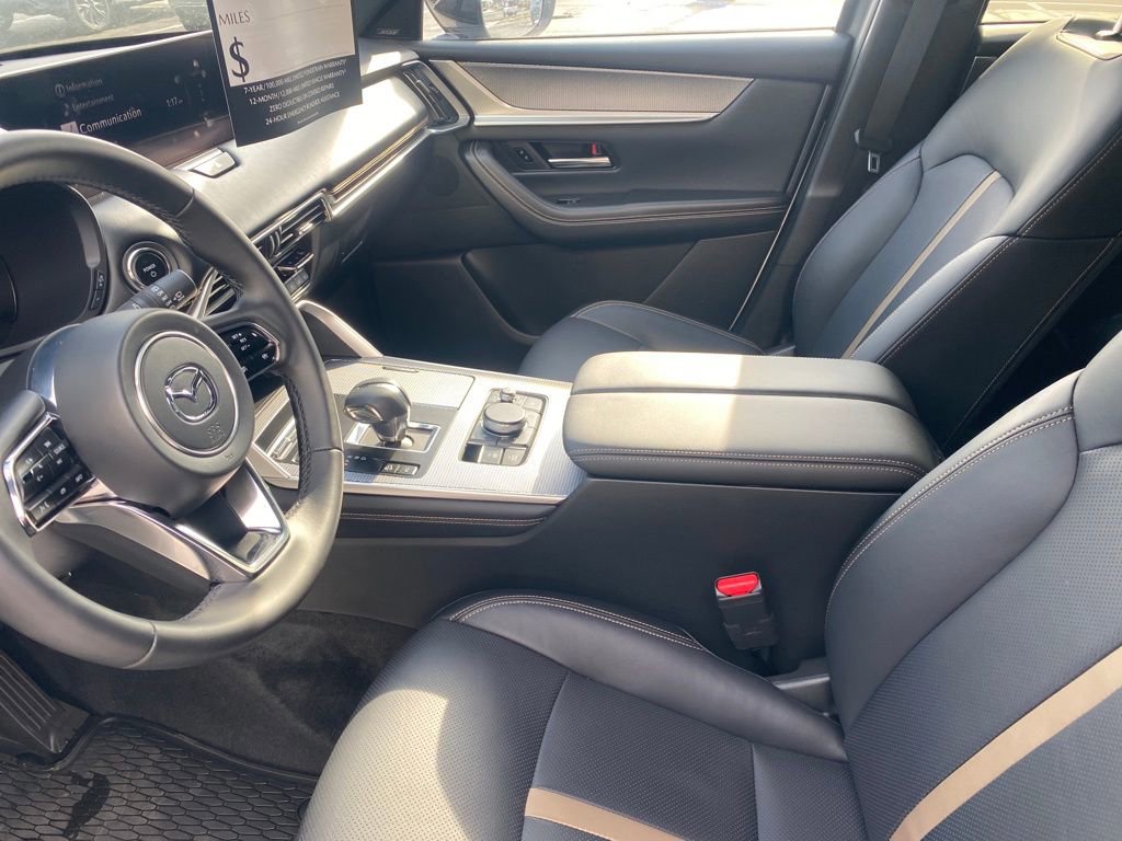 Certified 2025 MAZDA CX-70 Plug-In Hybrid w/ Premium Plus image 14