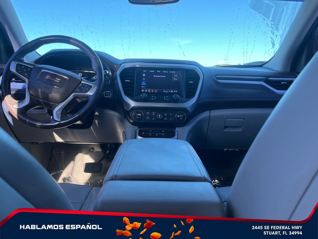 Used 2021 GMC Acadia SLT w/ Technology Package FWD image 16