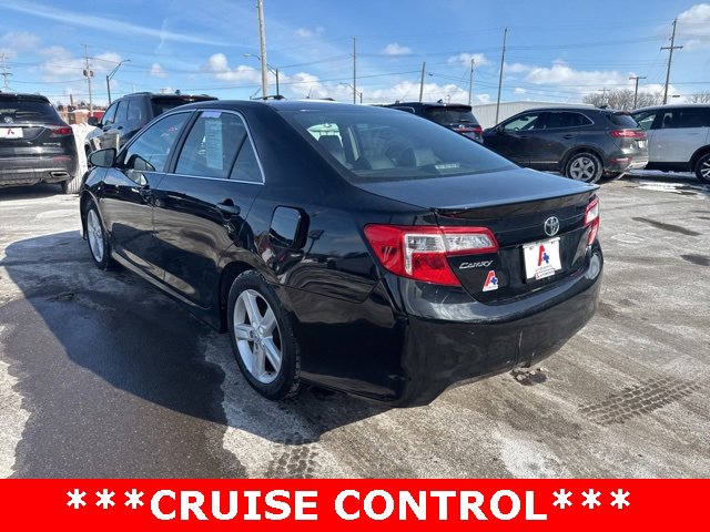 Used 2014 Toyota Camry SE image 5