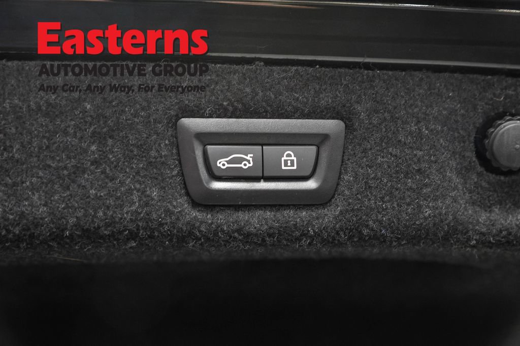 Used 2019 BMW 530i xDrive AWD/4WD image 23