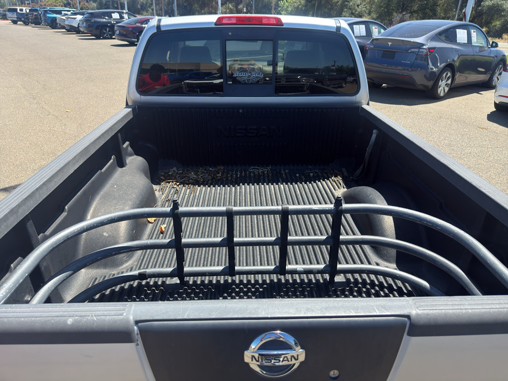 Used 2005 Nissan Frontier SE w/ (P01) Power Pkg RWD image 9