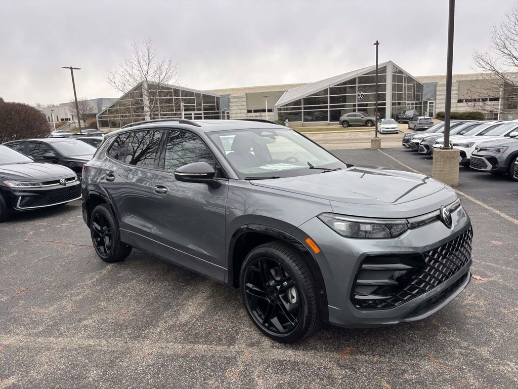 New 2026 Volkswagen Tiguan SE R-Line