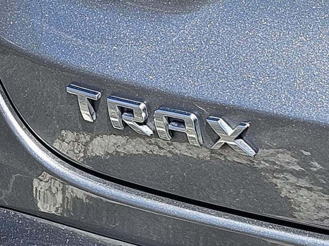 Used 2026 Chevrolet Trax LT FWD image 37