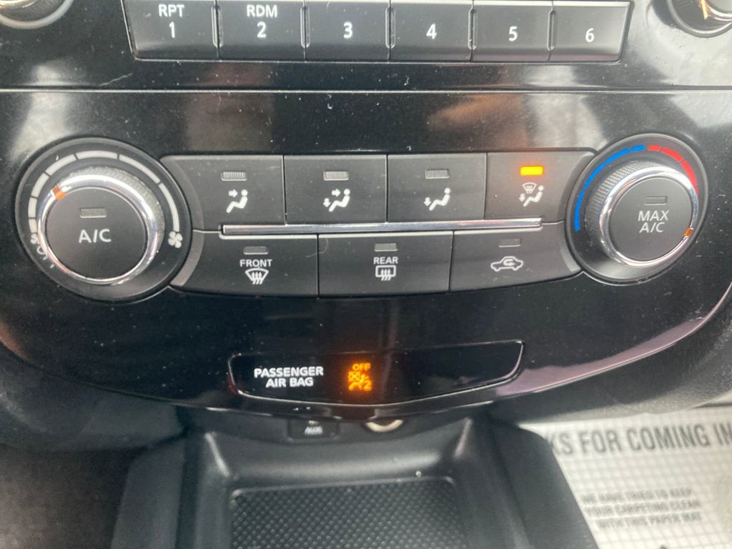 Used 2016 Nissan Rogue S image 27