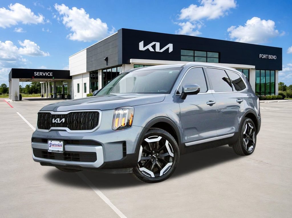 Used 2025 Kia Telluride EX w/ EX Captain's Chair Package FWD image 1