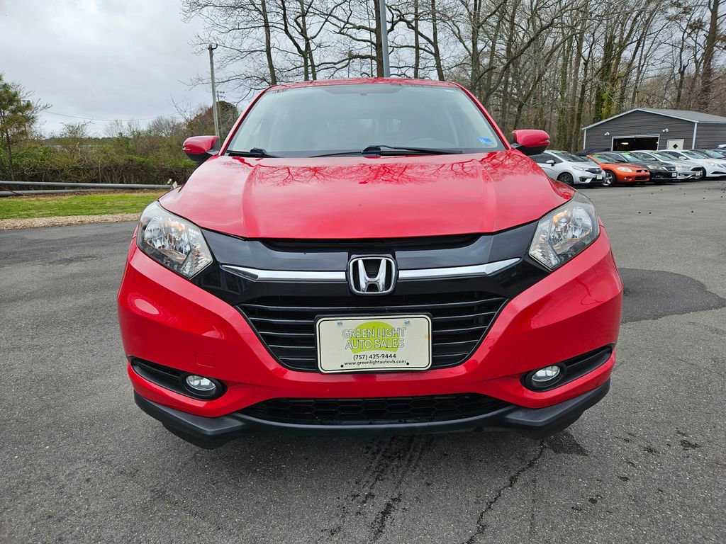 Used 2018 Honda HR-V EX image 2