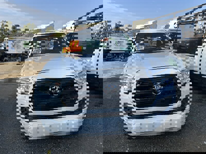 Used 2017 Toyota Tacoma SR image 35