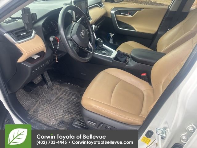 Used 2021 Toyota RAV4 Limited image 20