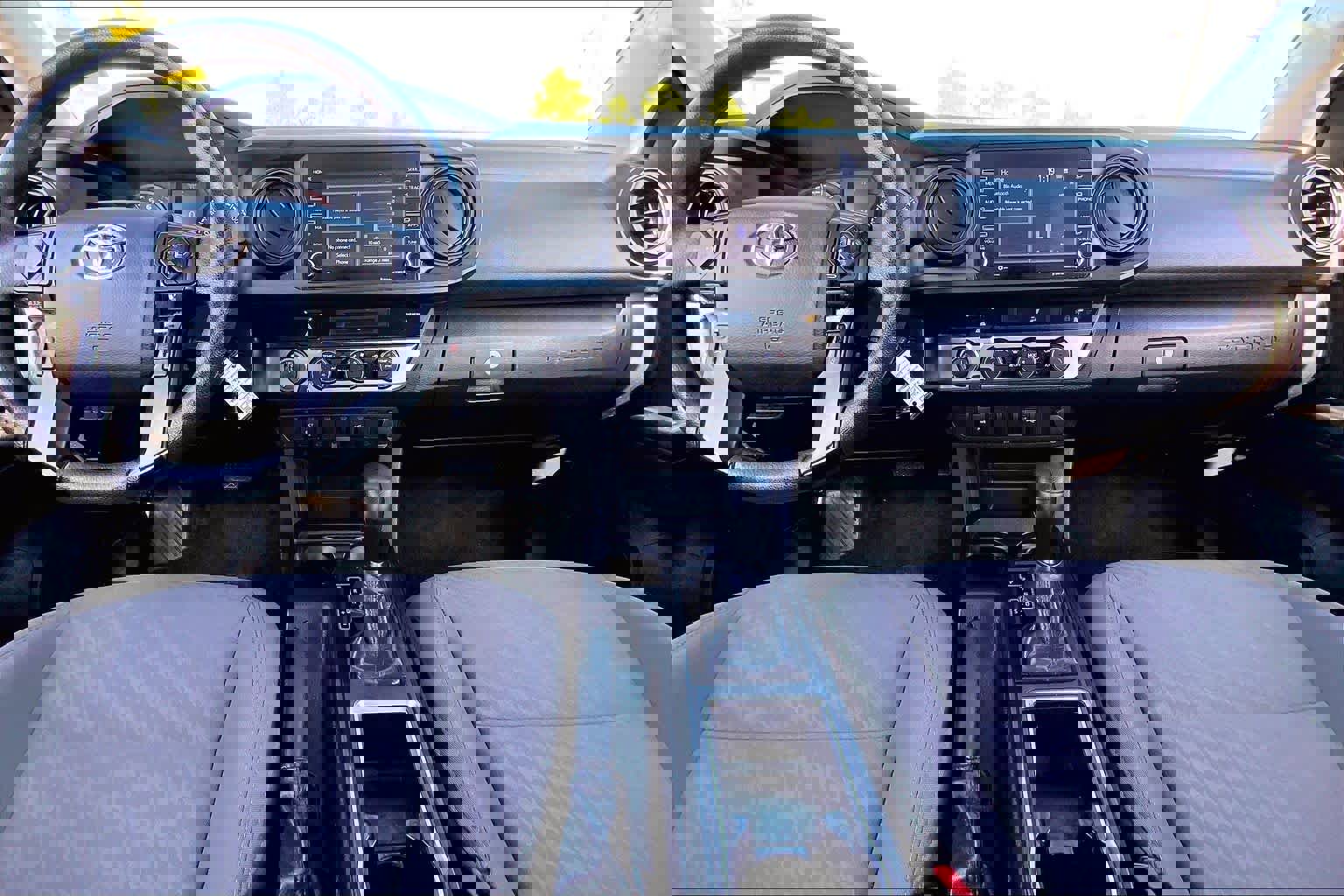 Used 2023 Toyota Tacoma SR image 15