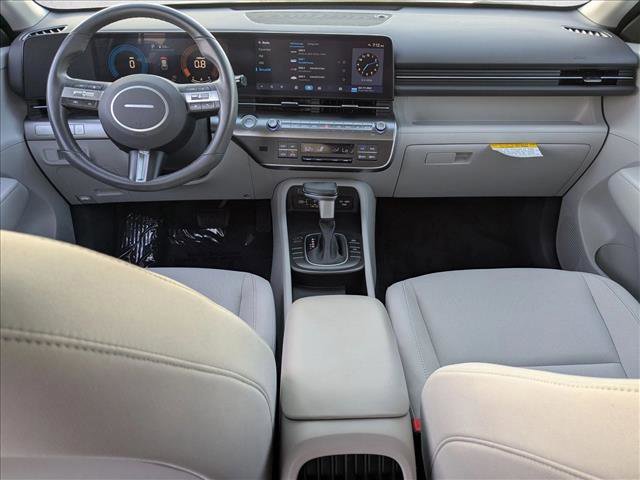 Used 2025 Hyundai Kona SEL FWD image 16