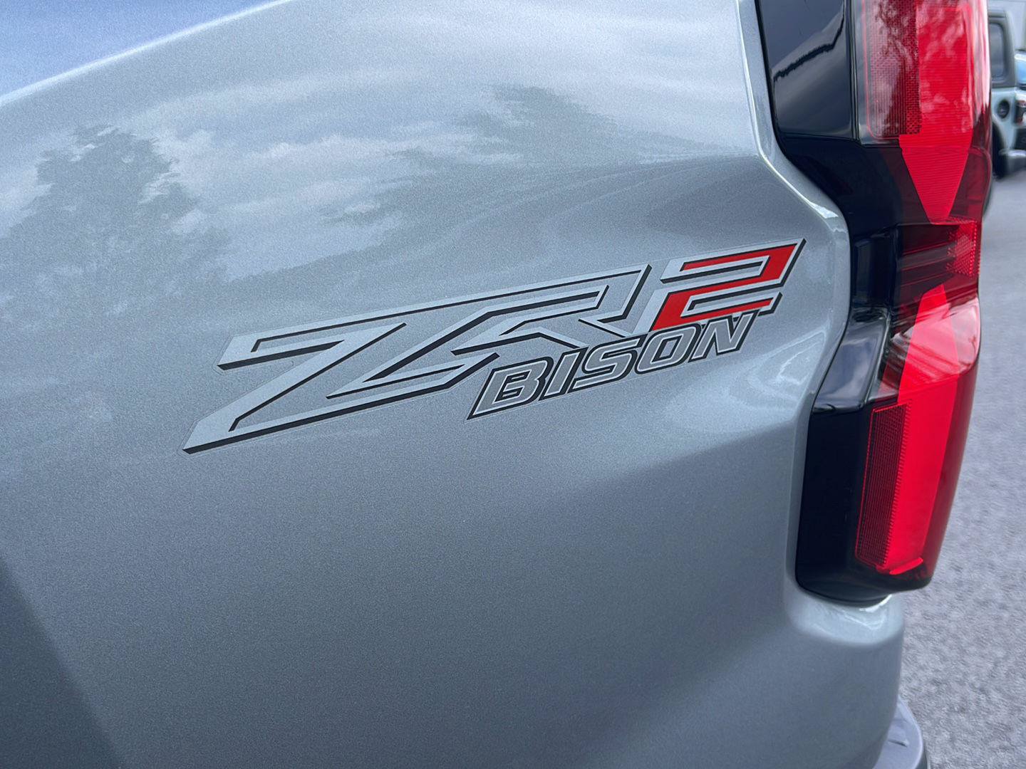 Used 2024 Chevrolet Colorado ZR2 w/ ZR2 Bison Edition AWD/4WD image 16