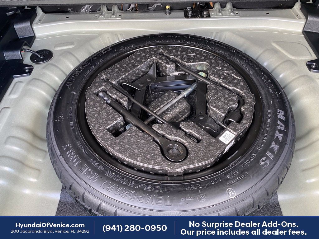 Used 2024 Kia Seltos EX AWD/4WD image 23