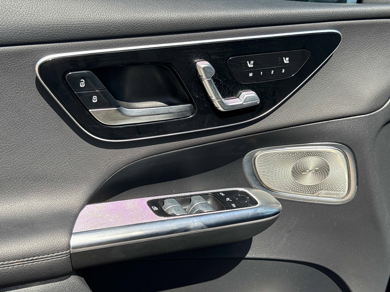 Certified 2025 Mercedes-Benz GLC 300 image 19