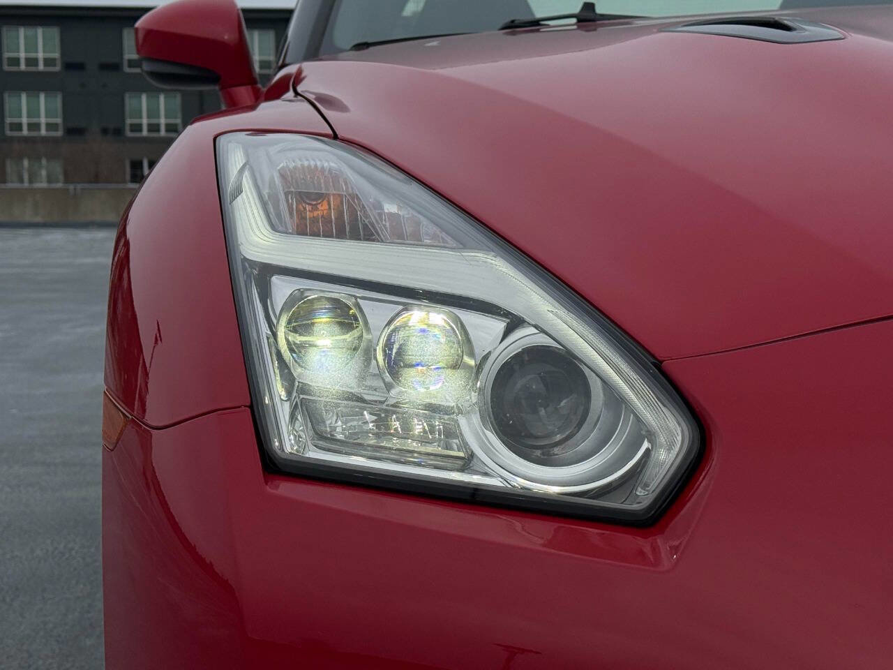 Used 2015 Nissan GT-R Black Edition image 32