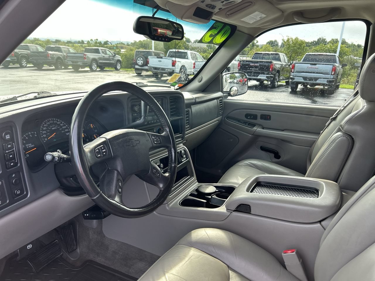 Used 2005 Chevrolet Avalanche 2500 w/ Preferred Equipment Group AWD/4WD image 24