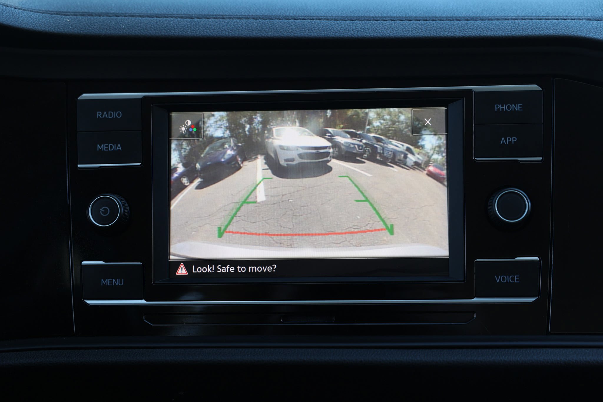 Used 2020 Volkswagen Jetta S w/ Driver Assistance Package FWD image 37