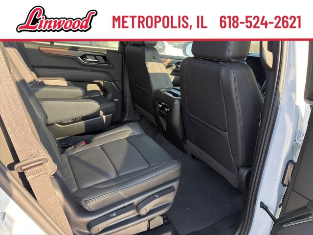 New 2026 GMC Yukon Denali w/ Sun & Power Step Package image 11