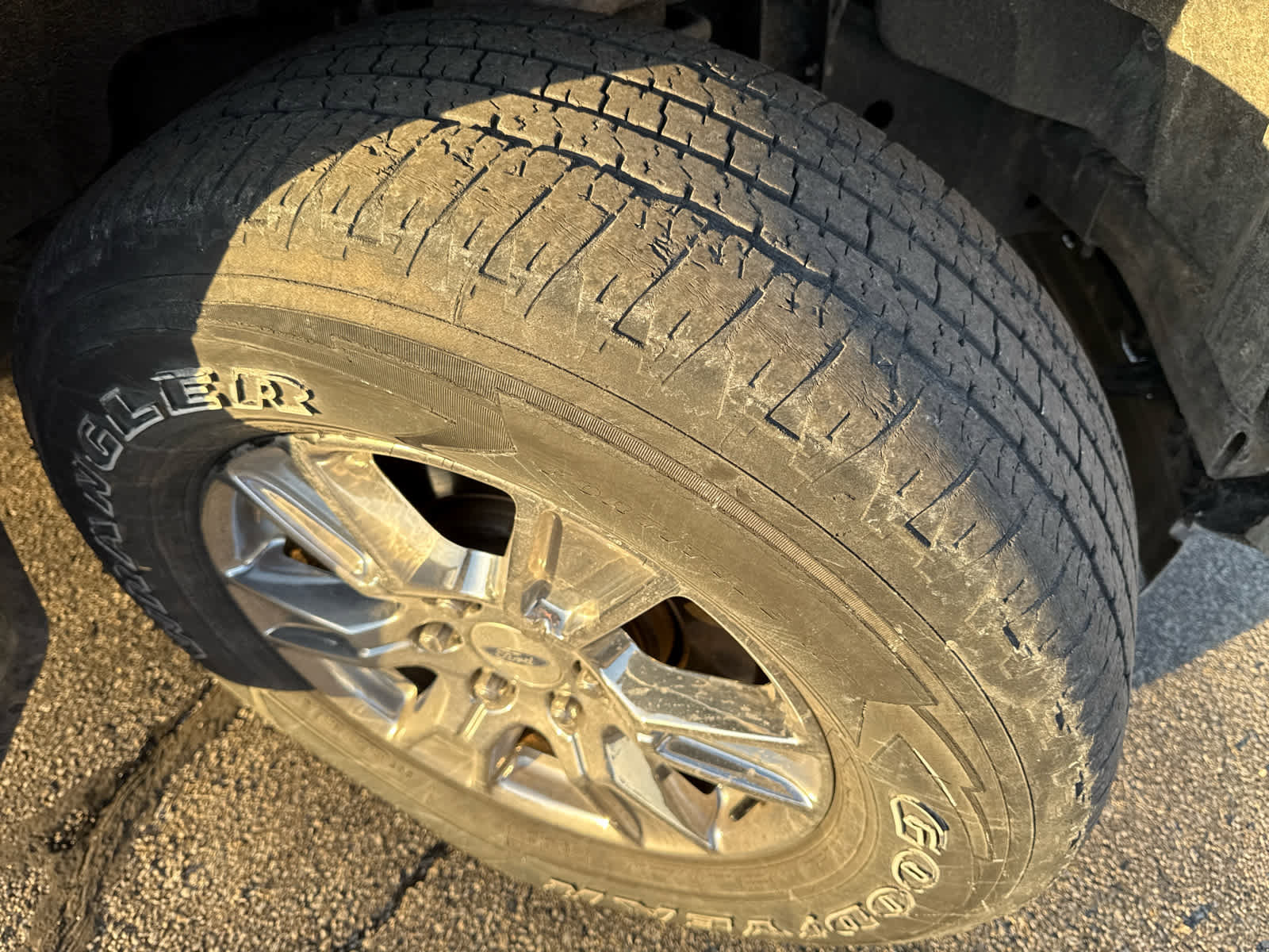 Used 2017 Ford F150 XLT w/ Equipment Group 301A Mid image 4