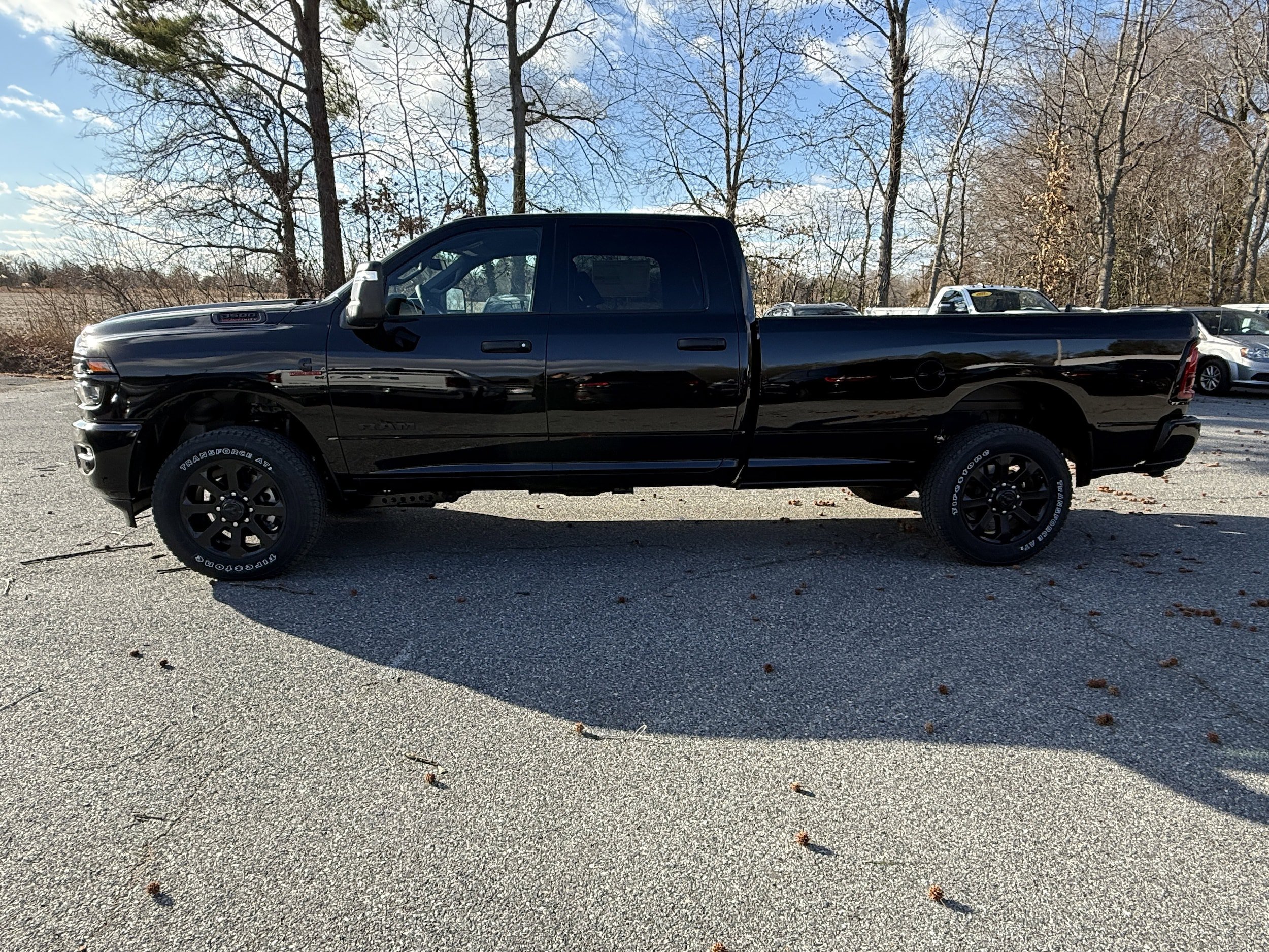 New 2026 RAM 3500 Big Horn AWD/4WD image 4
