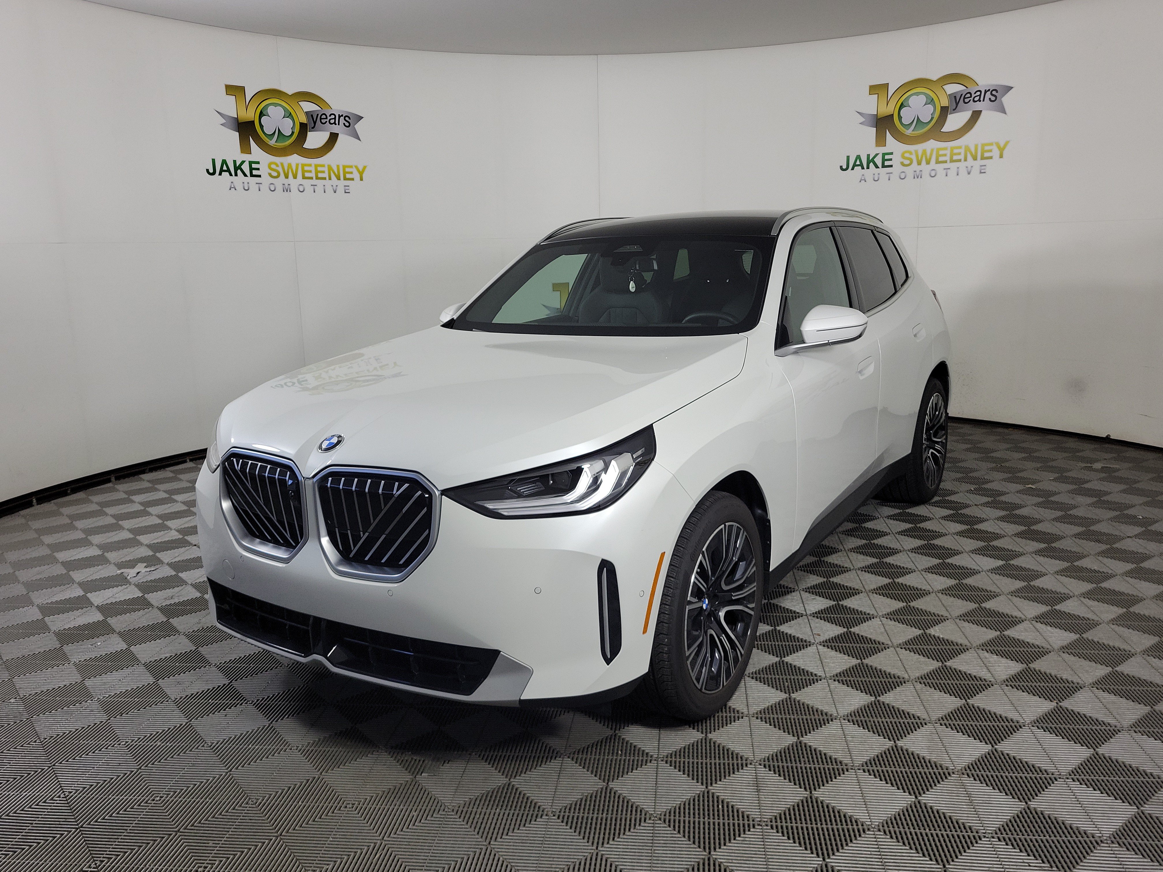 Certified 2025 BMW X3 xDrive30i AWD/4WD image 3
