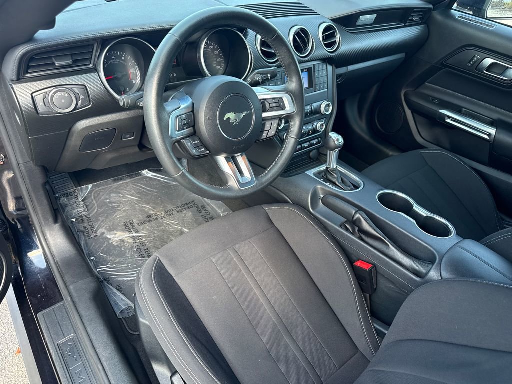 Used 2021 Ford Mustang Coupe image 6