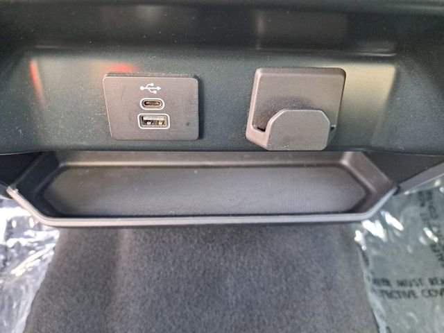 Certified 2025 Ford F150 XLT w/ Equipment Group 301A Standard image 29