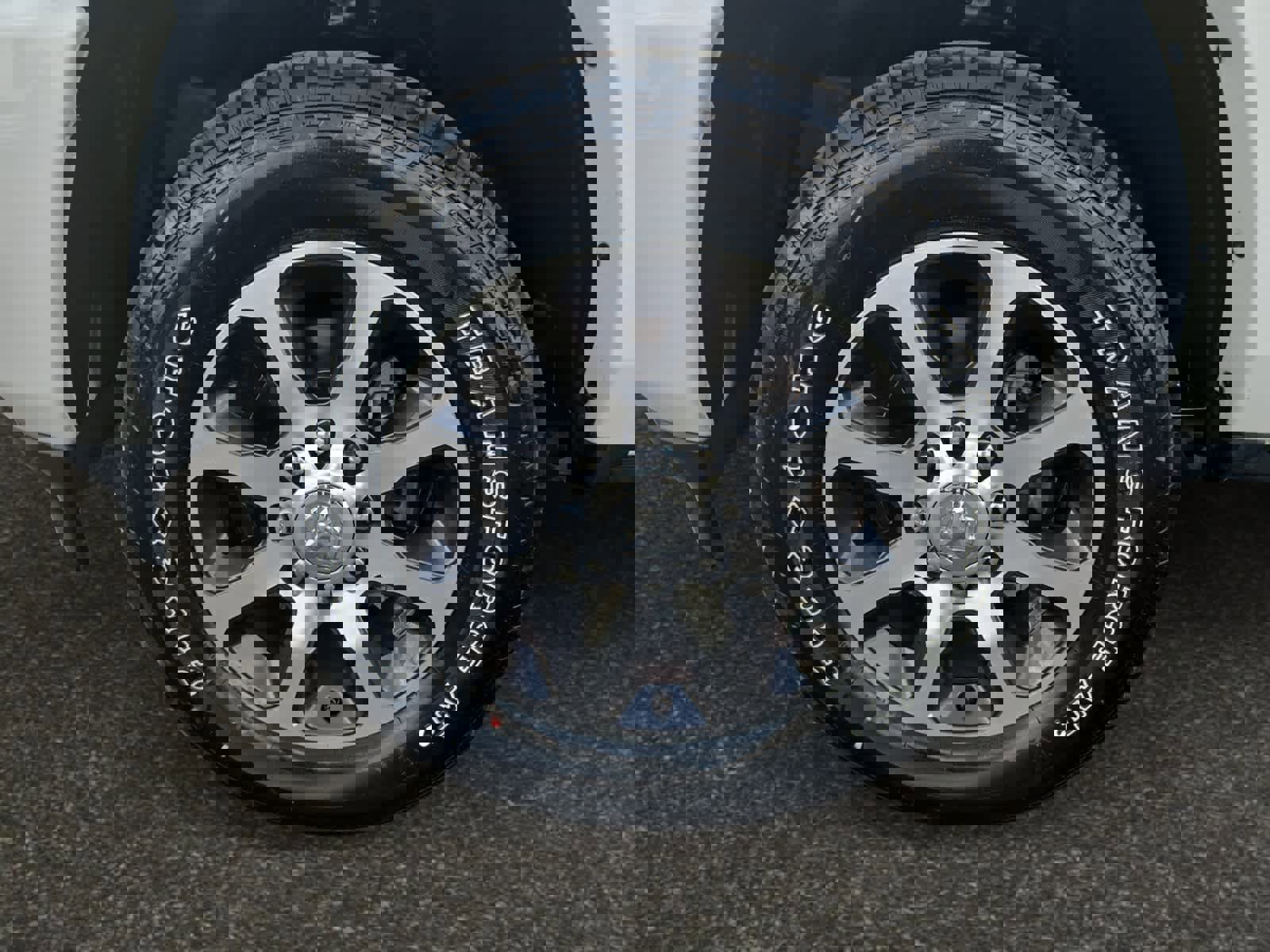 Used 2024 RAM 2500 Limited w/ Towing Technology Group image 14