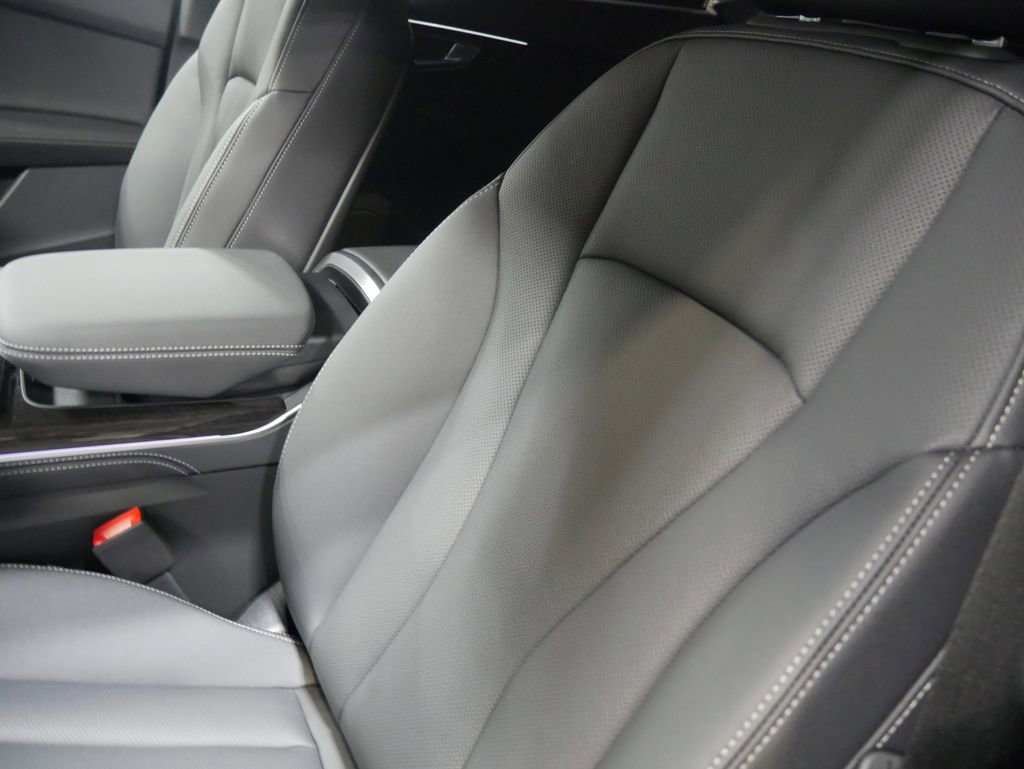New 2026 Audi Q8 Premium Plus image 19