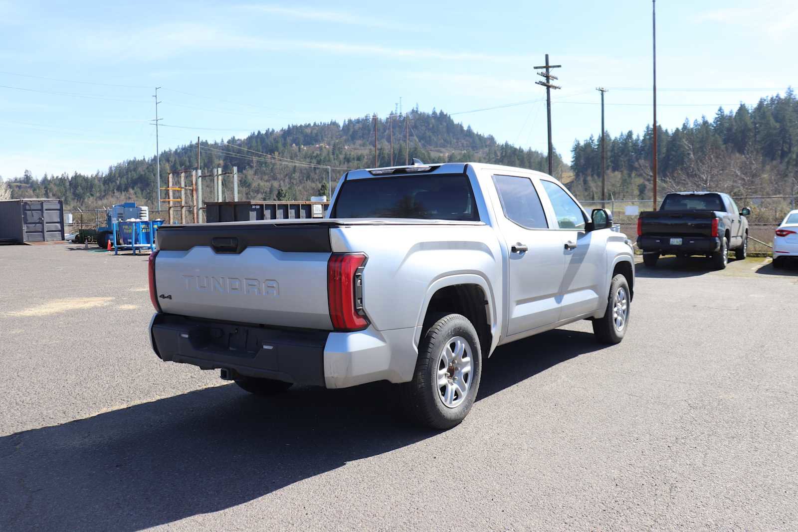 Used 2023 Toyota Tundra SR w/ SR Tow Package image 5