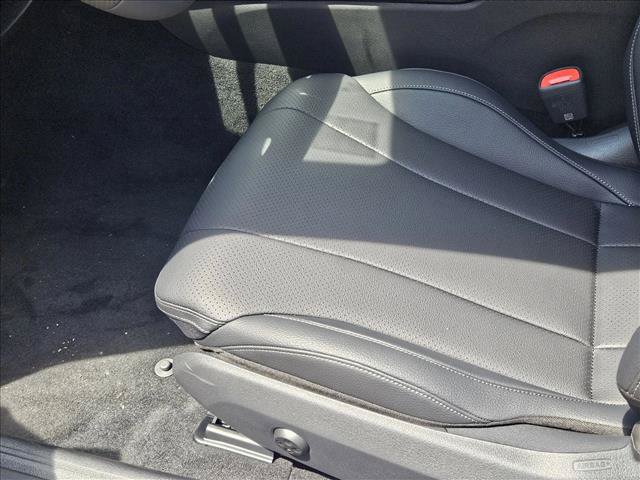 New 2027 Mercedes-Benz CLE 300 4MATIC Coupe image 4