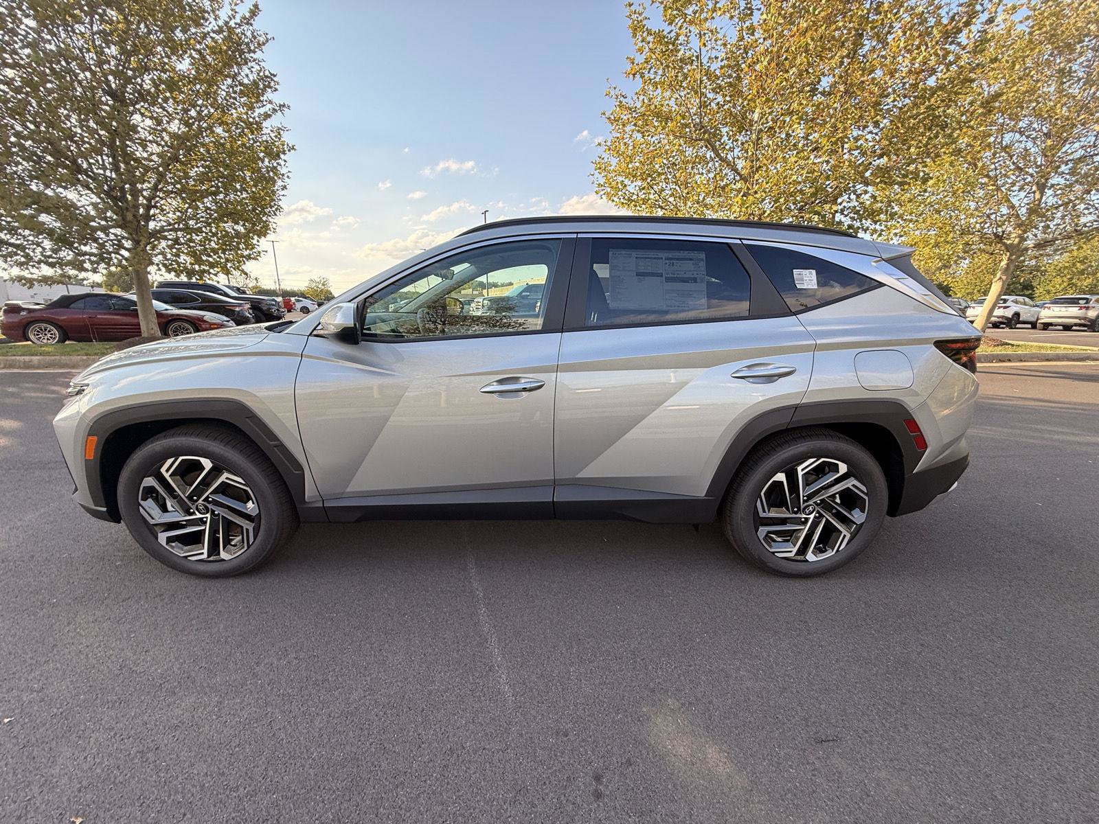 New 2026 Hyundai Tucson SEL Plus w/ Tow & Go Package FWD image 8