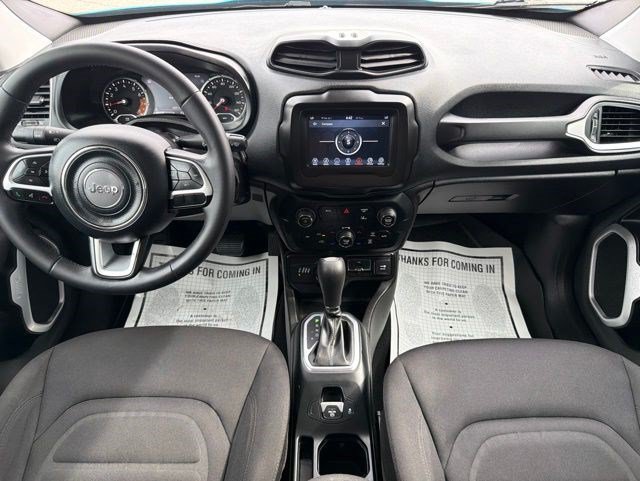 Used 2021 Jeep Renegade Latitude AWD/4WD image 25