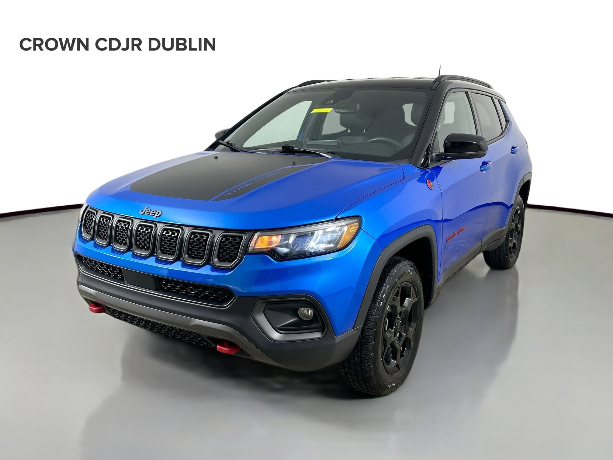 Used 2024 Jeep Compass Trailhawk AWD/4WD image 1