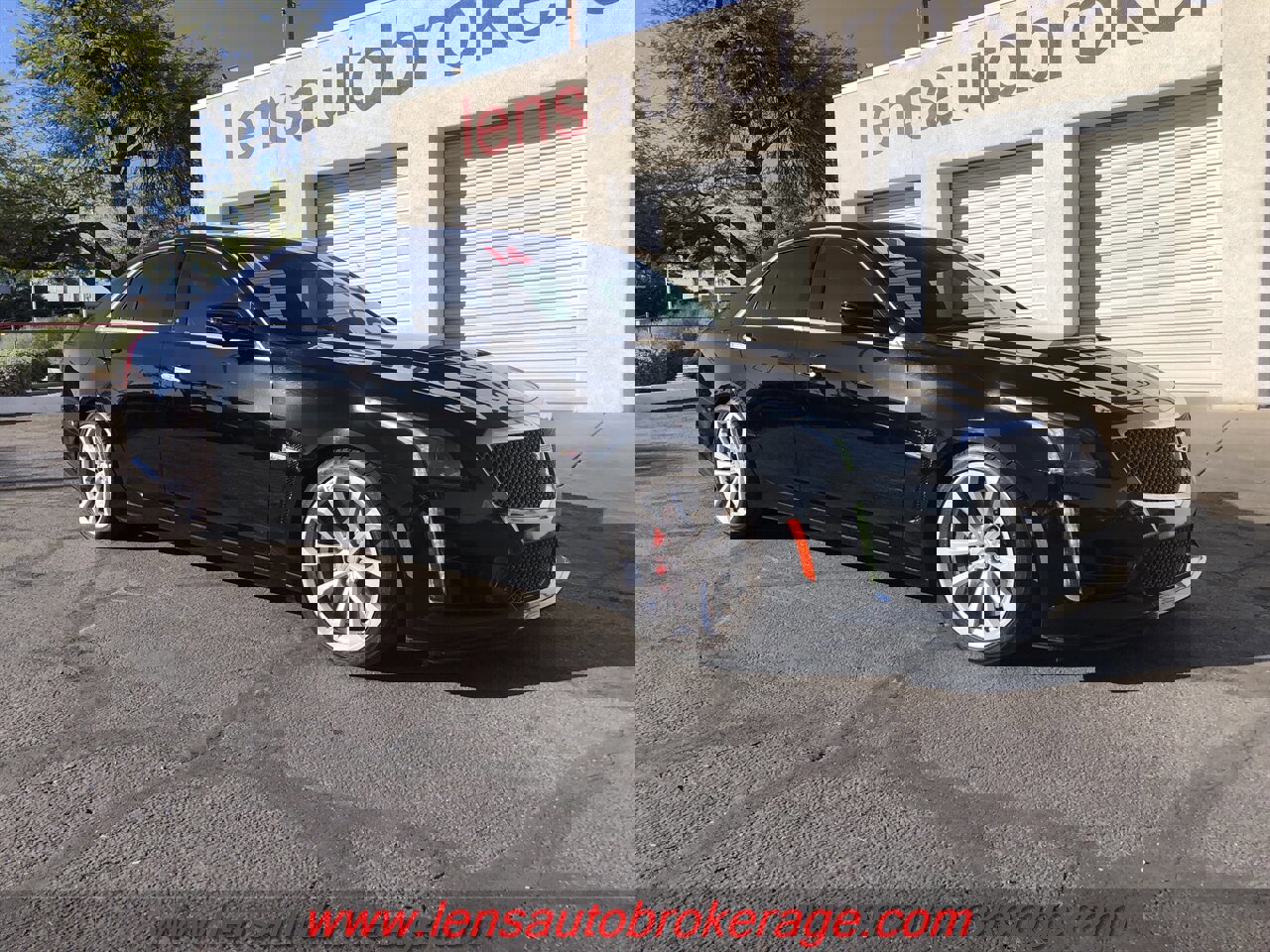 Used 2016 Cadillac CTS V w/ Luxury Package image 2