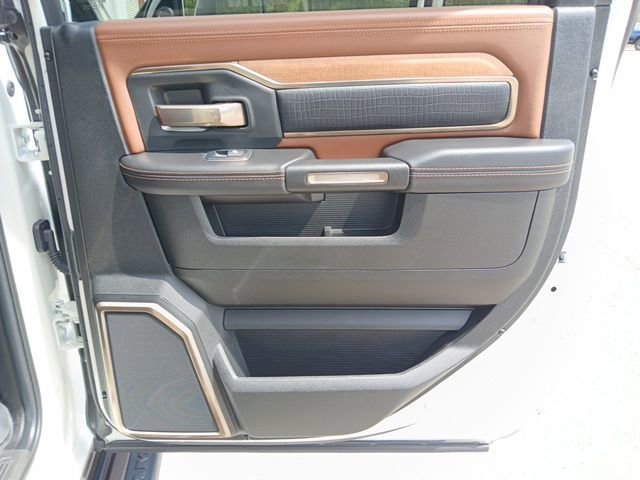 Used 2024 RAM 2500 Limited w/ Safety Group image 29