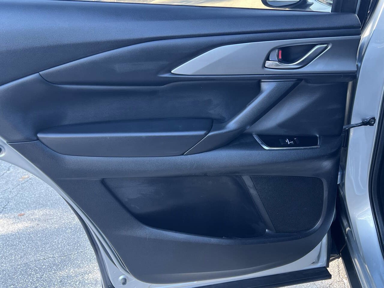 Used 2018 MAZDA CX-9 Touring image 24