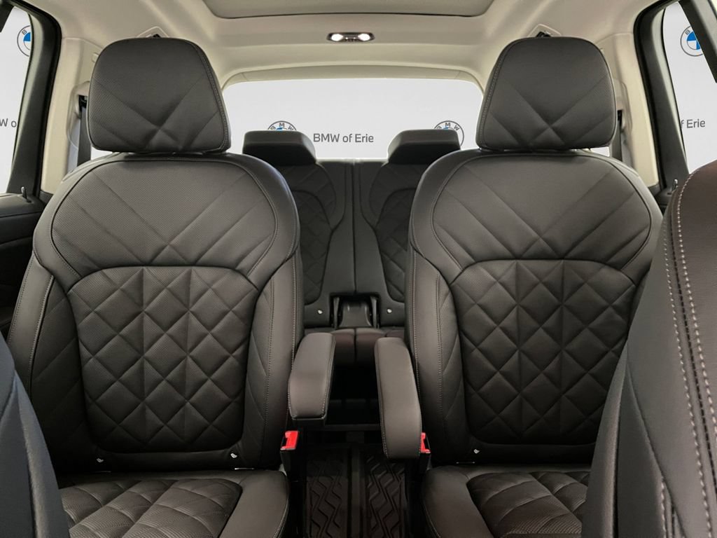 New 2027 BMW X7 xDrive40i AWD/4WD image 12